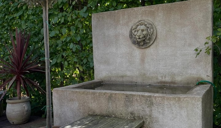 Den lilla trädgården i stan med många rum, Göteborg