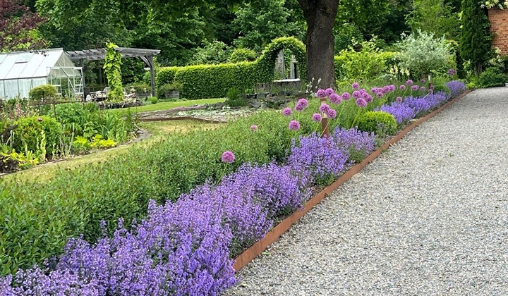 Lovisedals Gård , Rö