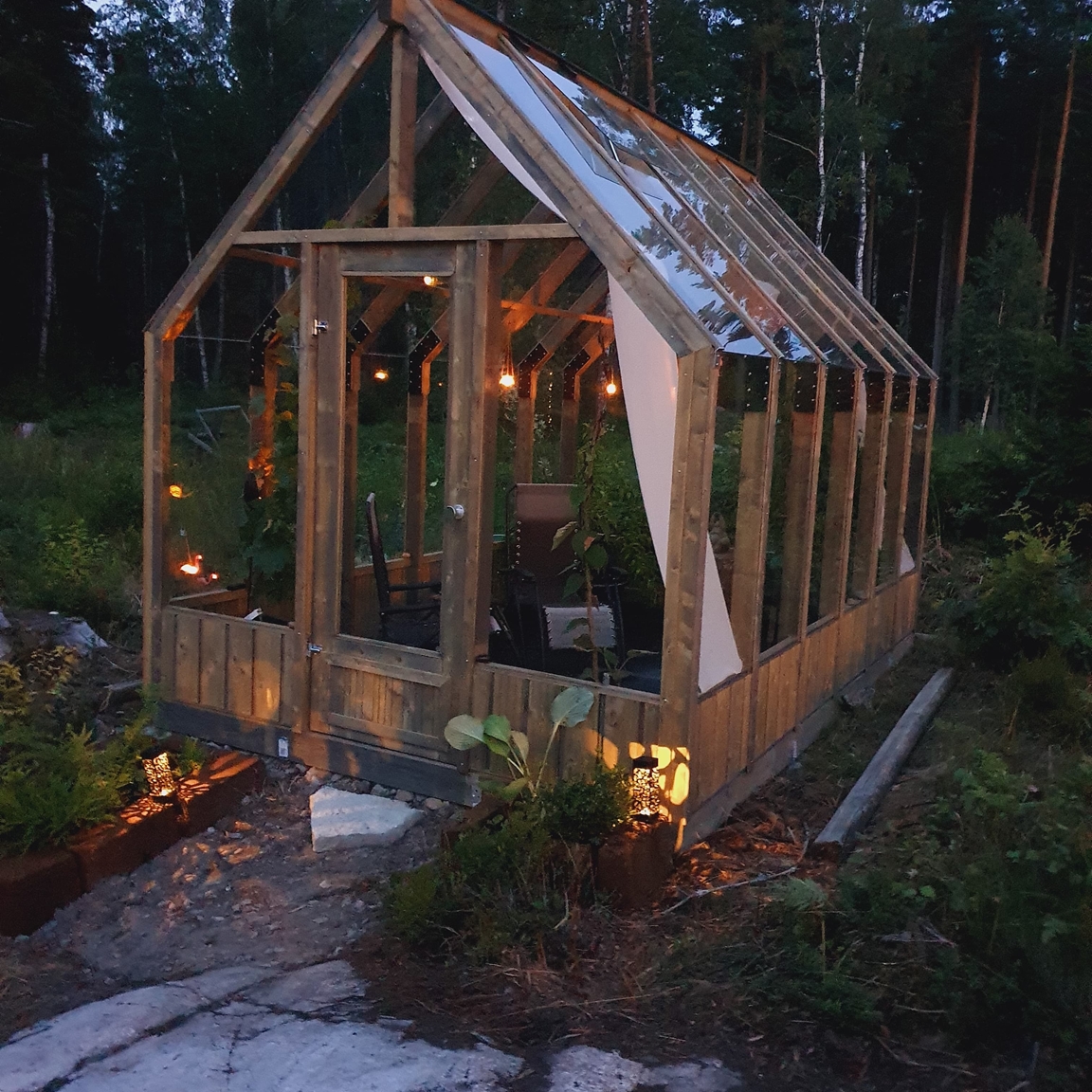 Trädgården vid skogen - Riksförbundet Svensk Trädgård