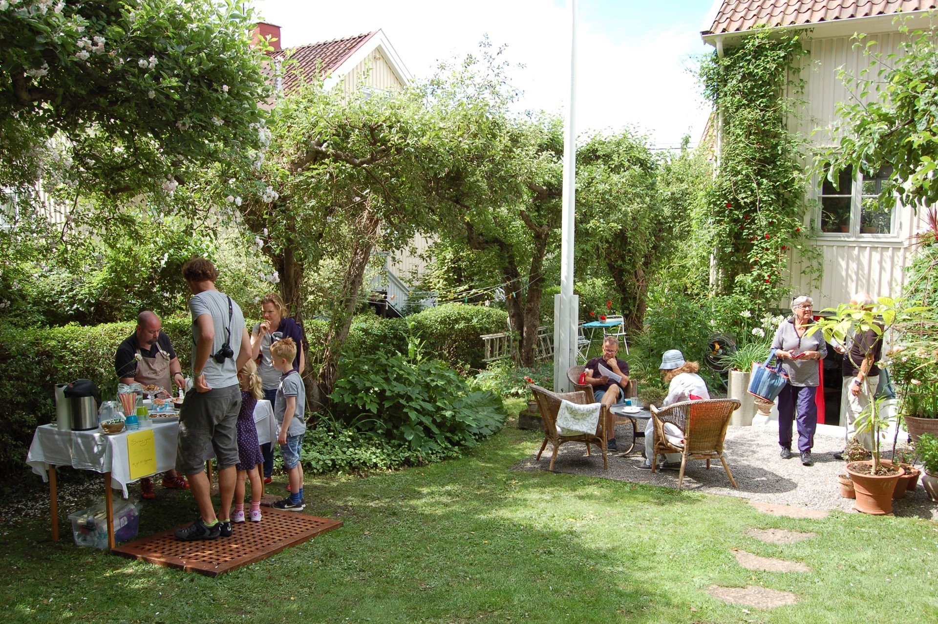 Trädgårdsvisning under Tusen Trädgårdar 2016