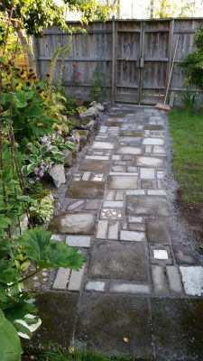 Trädgårdsgången klar 20150811